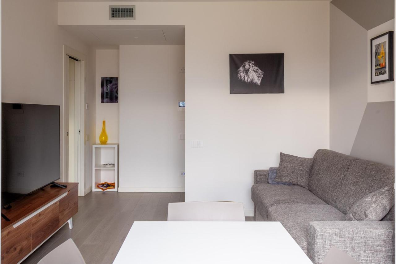 Bnbutler - Flavio Gioia, 5 - Appartamento Con Vista, Citylife 米兰 外观 照片